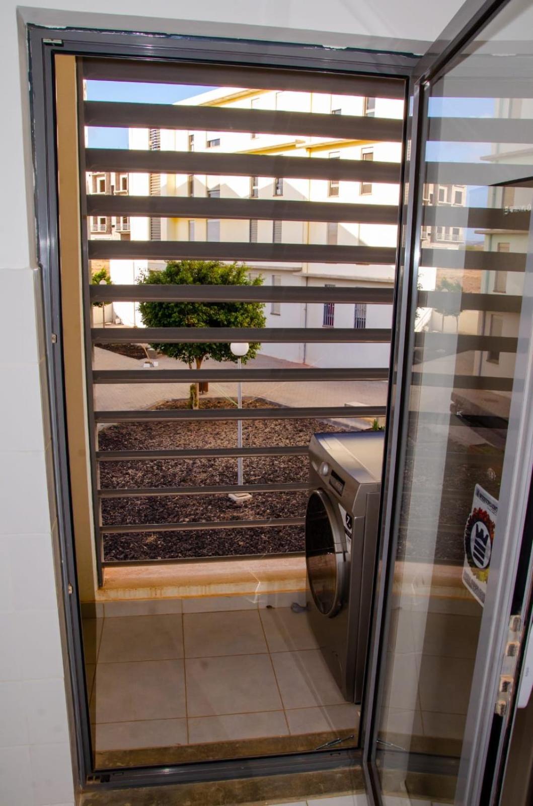 Apartamento T2 Equipado E Aconchegante. Praia Dış mekan fotoğraf