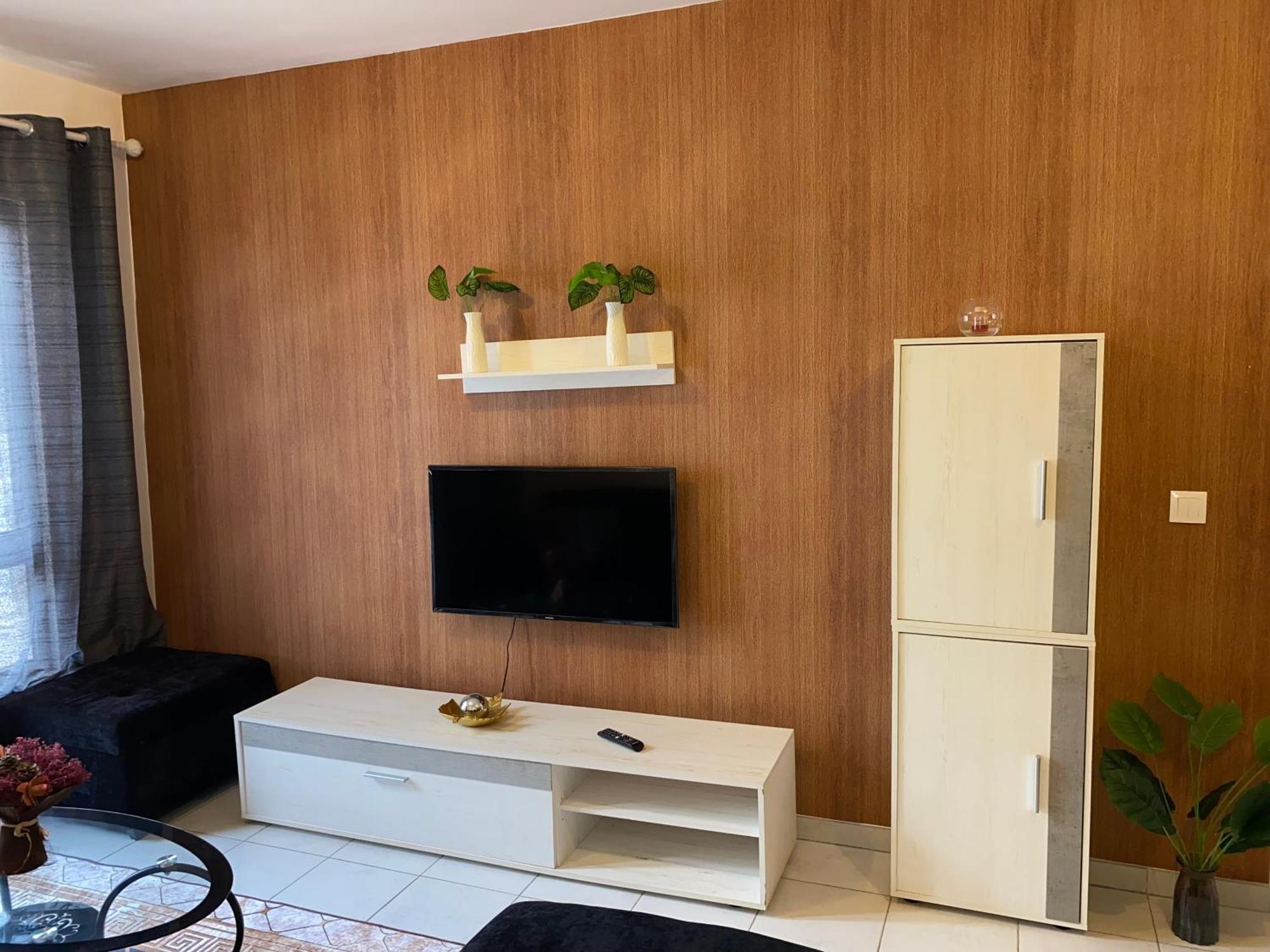 Apartamento T2 Equipado E Aconchegante. Praia Dış mekan fotoğraf